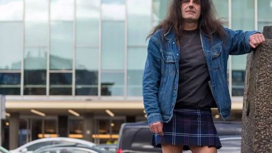 Czy mężczyźni będą zmuszeni nosić spódnice?