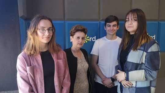 D. Waliszczak, M.Polak, A. Pikus, M. Kwiatkowski: Program Erasmus Plus pozwala uczniom nie tylko na sprawdzanie językowych umiejętności, ale przede wszystkim na poznanie europejskich problemów 