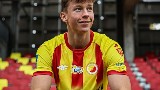 Daniel Bąk z profesjonalnym kontraktem