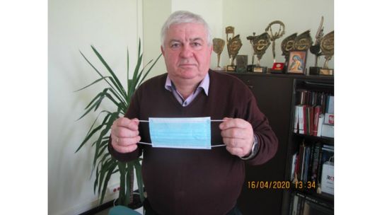 Darmowe maseczki również dla mieszkańców Ożarowa