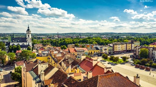 Debata nad kondycją demograficzną Ostrowca 