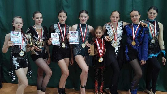 Diamentowe dziewczyny z Black & White