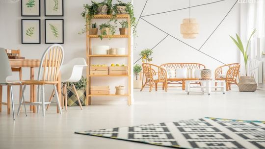 Dlaczego warto kupować meble przez internet?