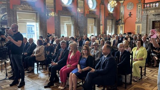 Dofinansowanie na drogi dojazdowe do pól – podpisano umowy