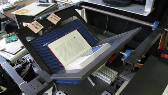 Dorota Grzybowska: Archiwizacja cyfrowa daje starodrukom nowe życie