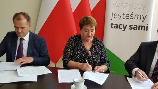 Dotacje z PFRON ułatwią w Ostrowcu życie osobom z niepełnosprawnościami