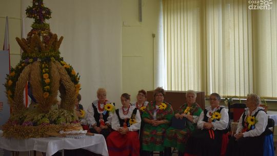 Dożynkowy wieniec przekazany 