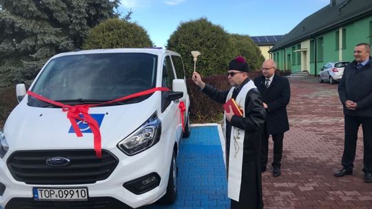 DPS w Sobowie z nowym samochodem 