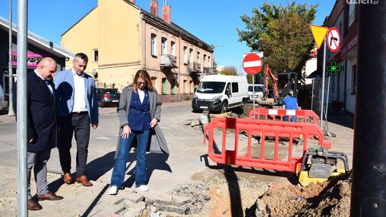 Drogowcy znowu w ścisłym centrum Ostrowca 