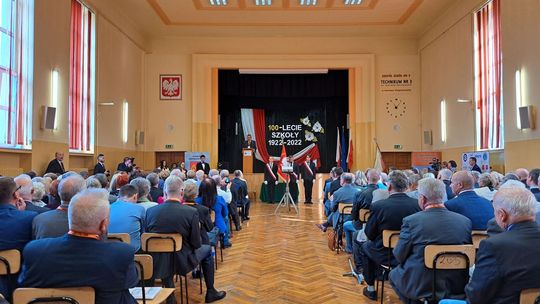 Drugi wiek działalności ostrowieckiego  technikum