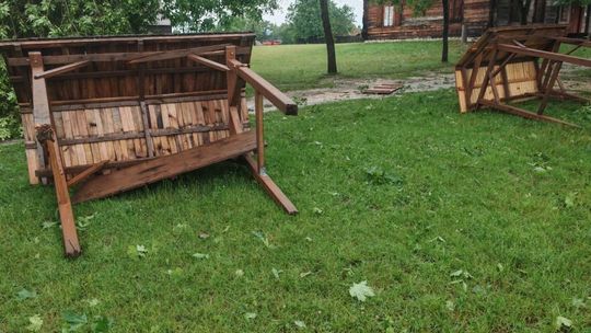 Duże straty po nawałnicy w Muzeum Wsi Kieleckiej