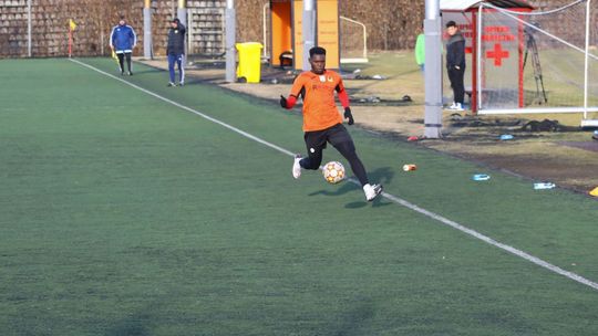 Dwa sparingi piłkarzy KSZO - bramka Kolumbijczyka