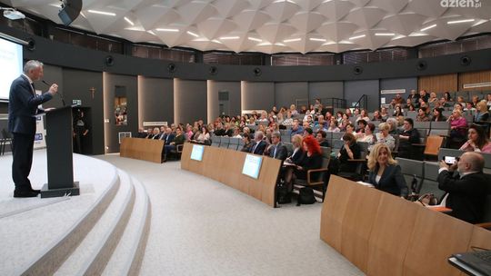 Dyskusja o mediacji w oświacie