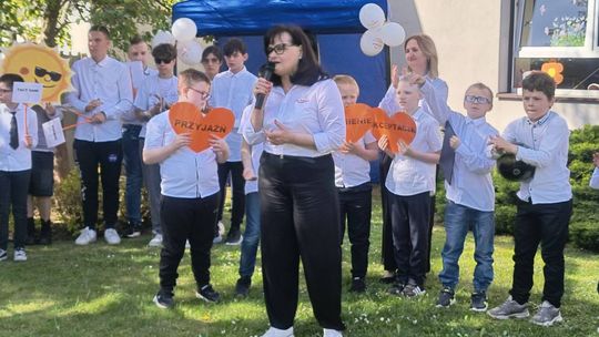 Dzieci integrowały się w ramach obchodów Dnia Godności Osób z Niepełnosprawnością Intelektualną