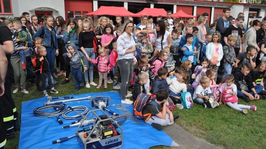 Dzień z życia strażaka - super piknik w Ostrowcu