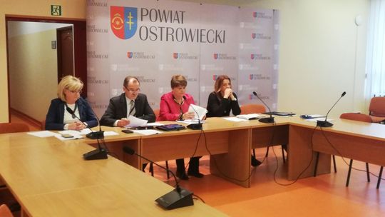 Dziś w południe radni ostrowieccy obradują