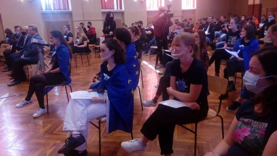 Europamobil przyjechał do ostrowieckiego Zespołu Szkół nr 3