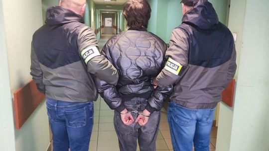 Fałszywi bankowcy w rękach policji - wyłudzili ponad 380 tys. zł!