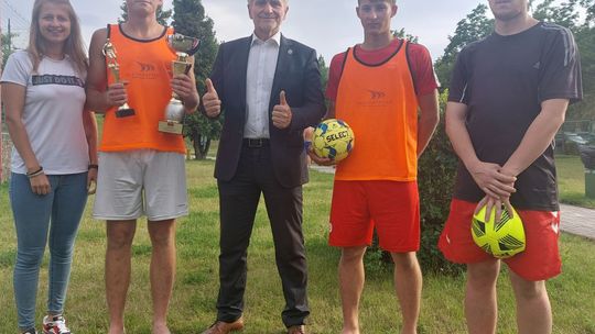 Fanatics Starachowice z Pucharem Senatora Słonia