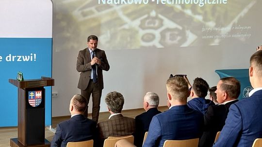 Farma fotowoltaiczna w Podzamczu