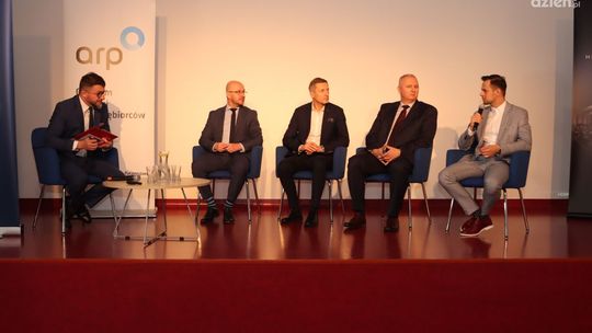 Forum Biznesu i Przedsiębiorczości w Nowinach  zakończone kolejny raz sukcesem (WIDEO)