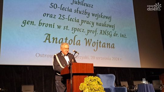 Generalski jubileusz na ostrowieckiej uczelni