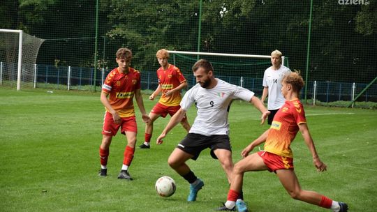 GLKS Fałków liderem!