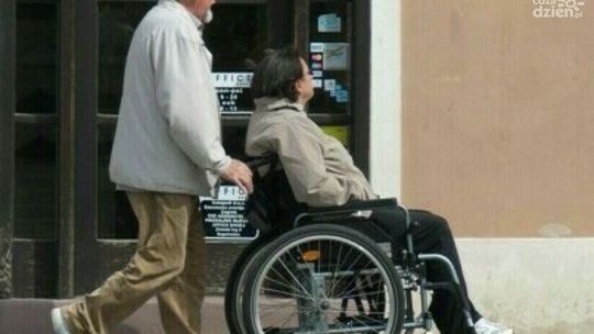 Gmina Brody Iłżeckie wprowadza nowe standardy pomocy społecznej 