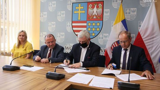 Gminy stawiają na energooszczędne oświetlenie