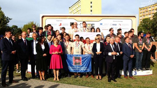 Gospodarze najwyżej na podium