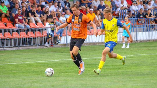 Grali w dziesiątkę, zdobyli dwie bramki - wygrana KSZO 1929 z Podlasiem