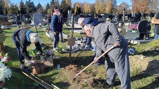 Groby osób bezdomnych już wysprzątane