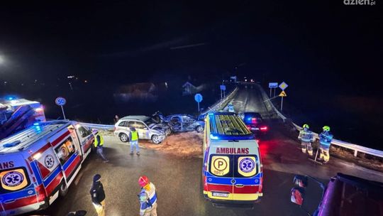 Groźny, nocny wypadek w powiecie jędrzejowskim