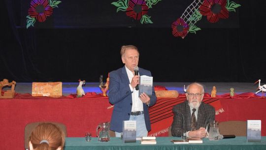 Historie naszych sąsiadów w reportażach Nowaka- Arczewskiego