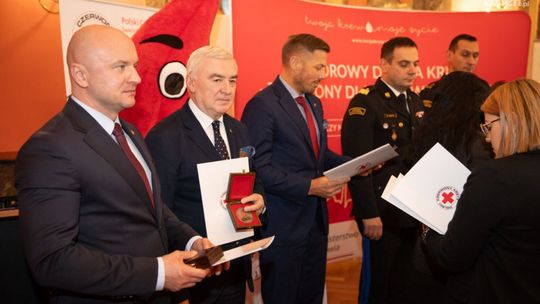 Honorowi dawcy krwi docenieni 