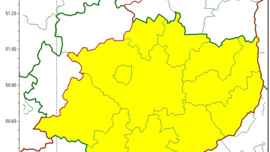 IMGW ostrzega przed śniegiem i oblodzeniem