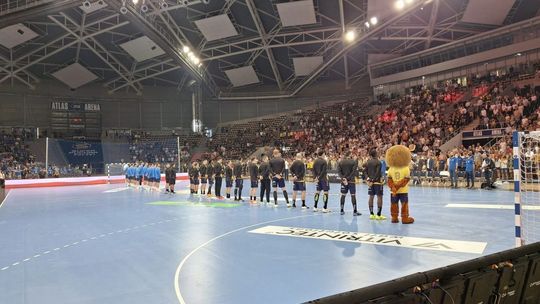 Industria Kielce przegrywa z Orlen Wisłą Płock 