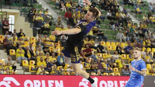 Industria Kielce wygrała z Gwardią Opole 37:24