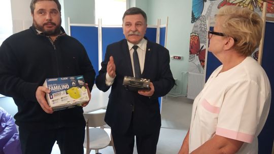 Inhalatory i termometry dla ostrowieckiego szpitala