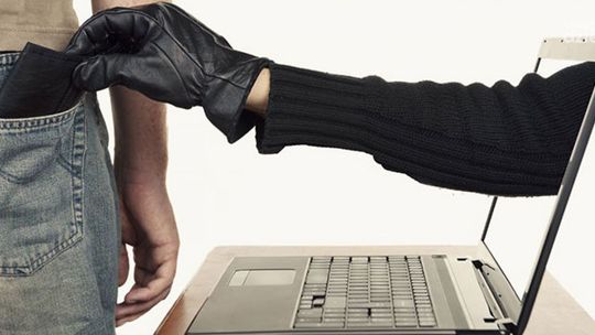 Internetowi oszuści wciąż atakują 