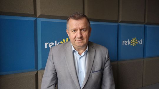 J.Murzyn: Opłaty za śmieci muszą wzrosnąć, ale część podwyżki  poniesie gmina 