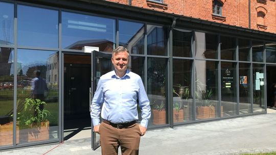 Jacek Kowalczyk: Kino plenerowe i muzyka na żywo! Zapraszamy na wakacje z MCK 