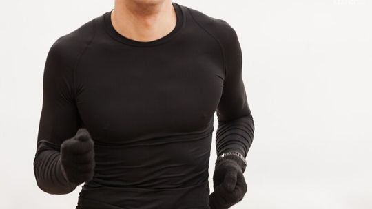 Jak nowoczesne technologie w odzieży wpływają na komfort podczas aktywności outdoorowych?