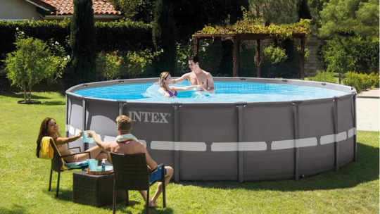 Jak przygotować podłoże pod basen ogrodowy? Porady ekspertów z Intexmarket