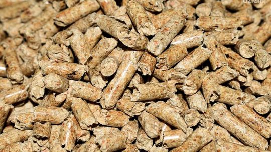 Jak wybrać piec na pellet ?