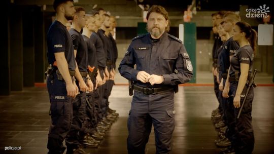 Jak wygląda kurs podstawowy w szkole Policji?