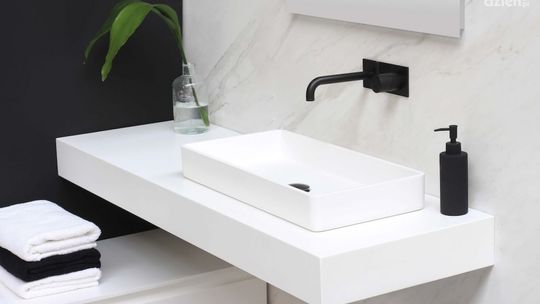 Jak zamontować umywalkę wolnostojącą?