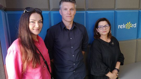 K. Dominik, B. Kot i S. Ziemba:  Nauka języków obcych w liceum im. S. Staszica, to szansa na poznanie rówieśników nie tylko w Europie 
