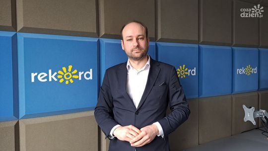 K. Wójcik: Mam pomysły na to, jak do Ostrowca  przyciągnąć inwestorów i turystów a także jak wprowadzić więcej samorządności w szkołach  