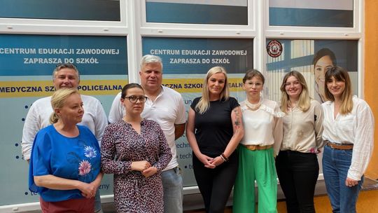 Kadra, pracownie, atmosfera - to nas wyróżnia! Centrum Edukacji Zawodowej zaprasza w swoje mury